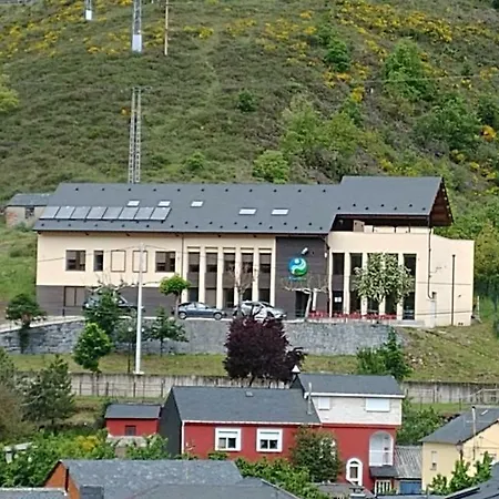 La Antigua Escuela Del Bierzo *